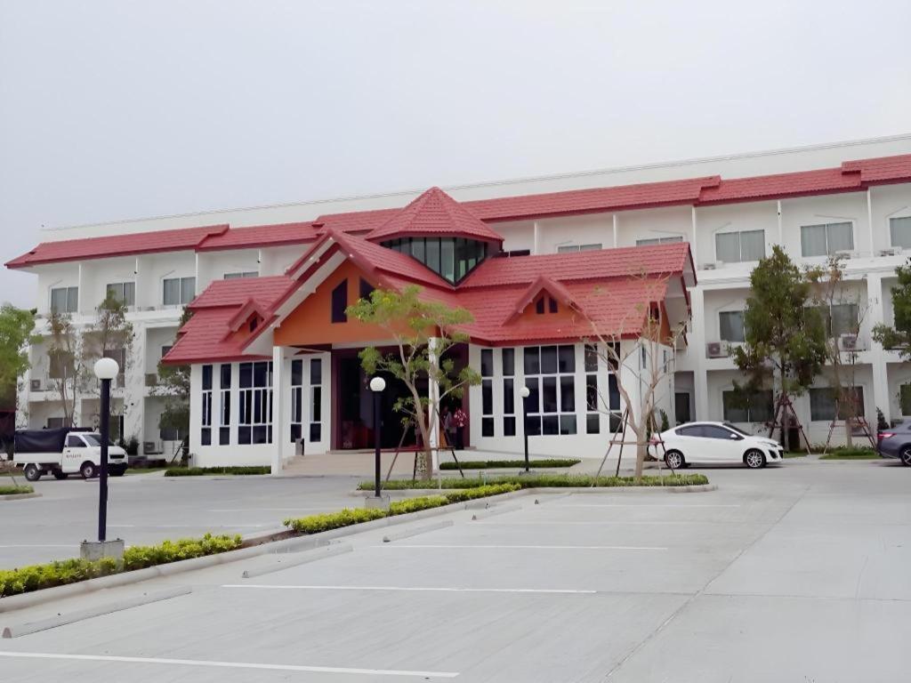 Silayok Grand Hotel Tak Buitenkant foto