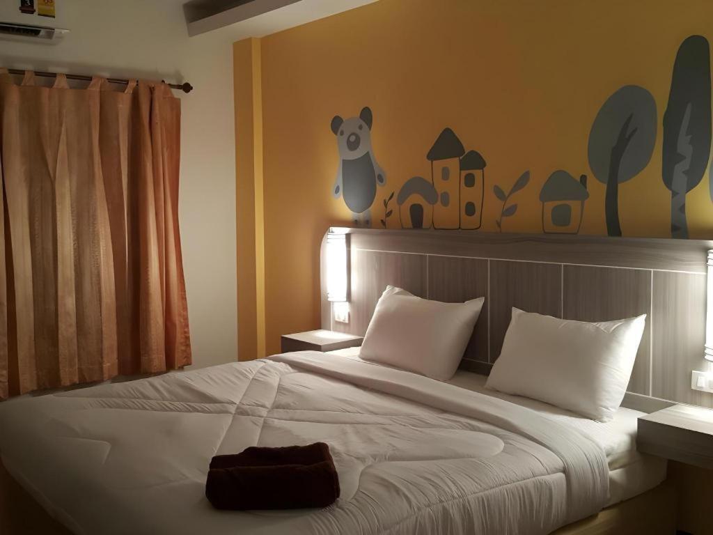 Silayok Grand Hotel Tak Buitenkant foto