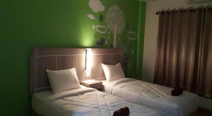 Silayok Grand Hotel Tak Buitenkant foto