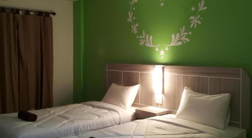 Silayok Grand Hotel Tak Buitenkant foto