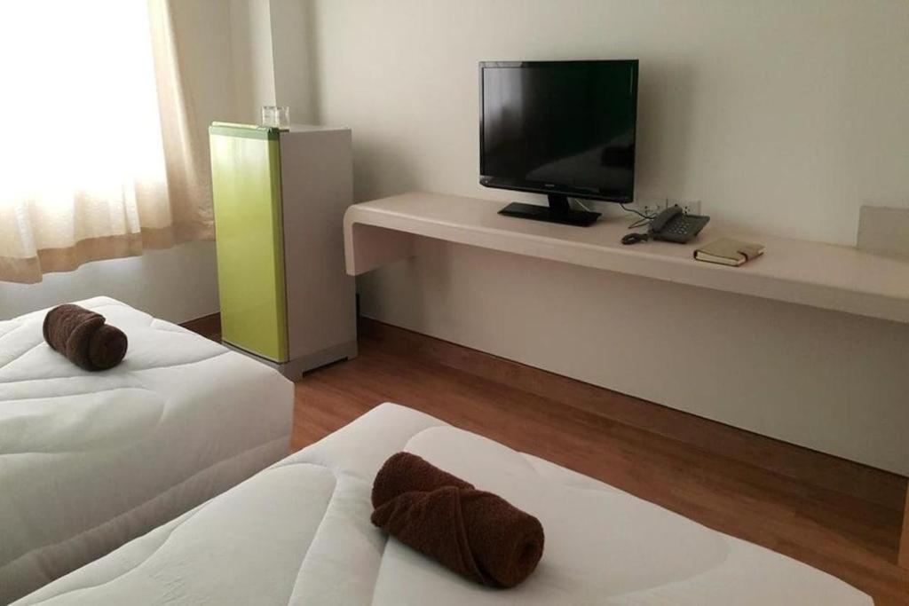 Silayok Grand Hotel Tak Buitenkant foto