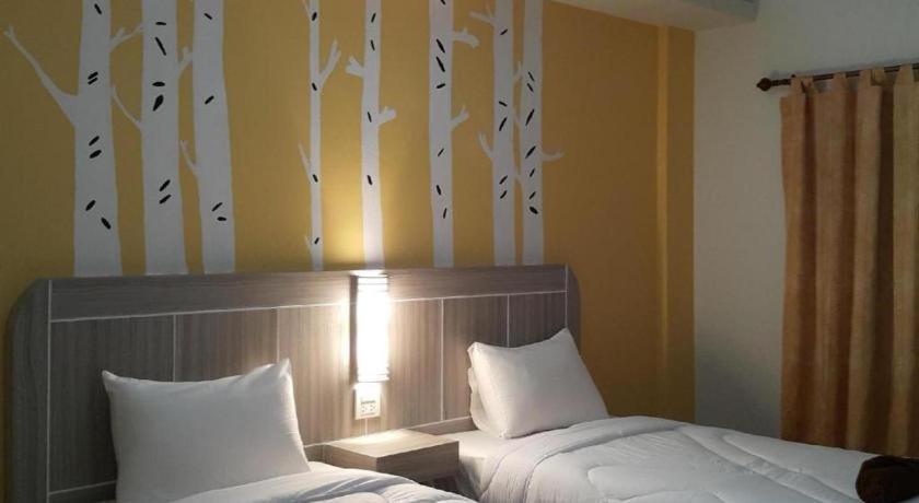 Silayok Grand Hotel Tak Buitenkant foto